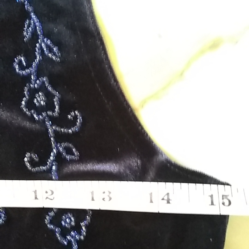 Scene Maxi dress. - Picture 9 of 10
